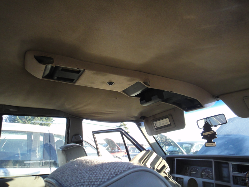 An XJ with the roof console, really wanted it but it was in poor condition. I did get a brand new brake caliper and 4 brand new brake pads from it though. Someone replaced the front drivers side caliper and then promptly junked it.